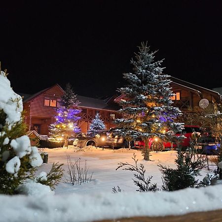 Guesthouse Kolo Druziv Tatariv Exterior foto