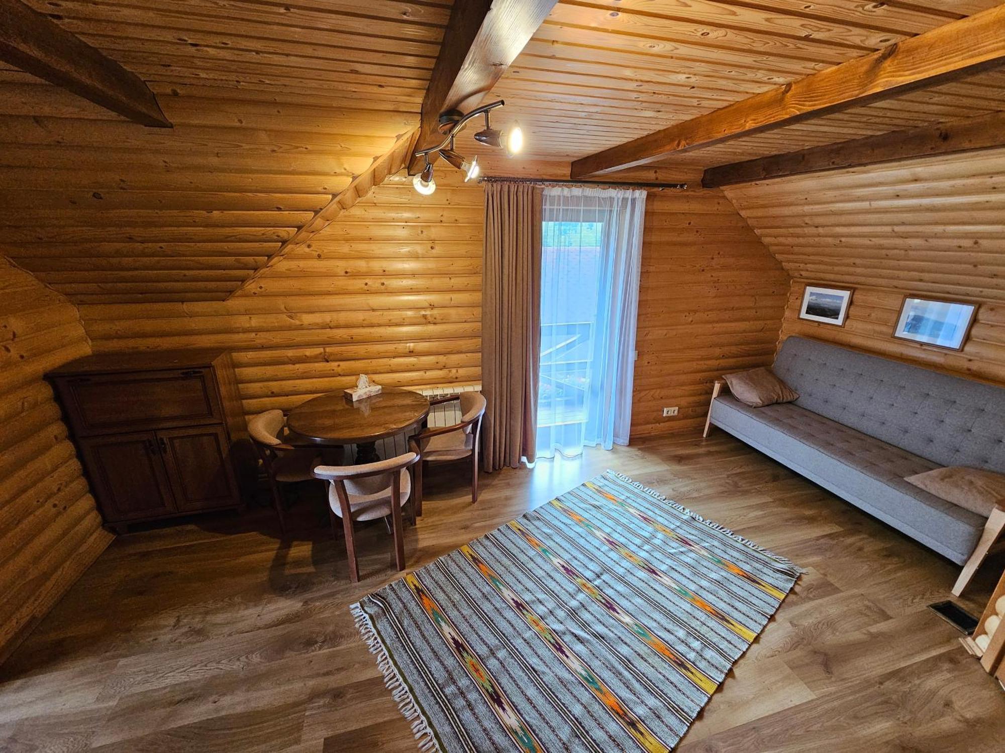 Guesthouse Kolo Druziv Tatariv Exterior foto
